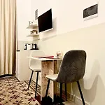 Eccelsoleccese Boutique - Steps From The Historic Center Λέτσε