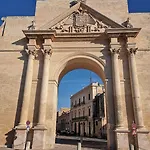 Bed and Breakfast Eccelsoleccese Boutique - Steps From The Historic Center Λέτσε