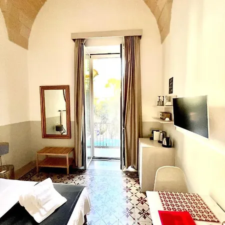 Eccelsoleccese Boutique - Steps From The Historic Center فندق مبيت وإفطار ليتشي