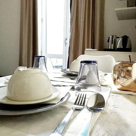 Eccelsoleccese Boutique - Steps From The Historic Center فندق مبيت وإفطار