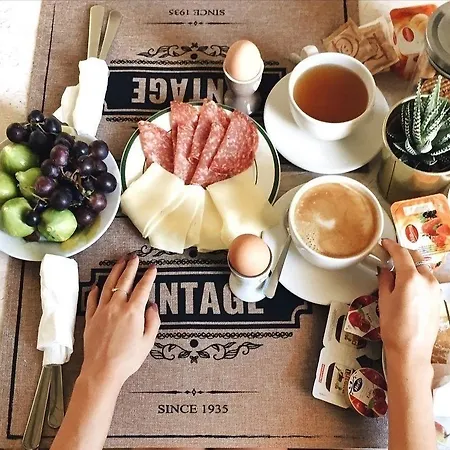 Eccelsoleccese Boutique - Steps From The Historic Center לינה וארוחת בוקר 4*