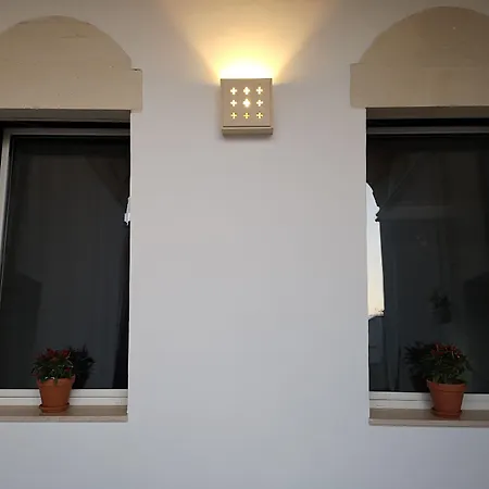 Eccelsoleccese Boutique - Steps From The Historic Center 4* ليتشي