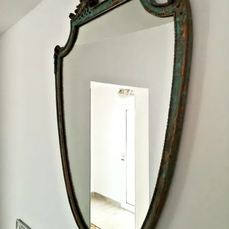 Eccelsoleccese Boutique - Steps From The Historic Center לינה וארוחת בוקר 4*