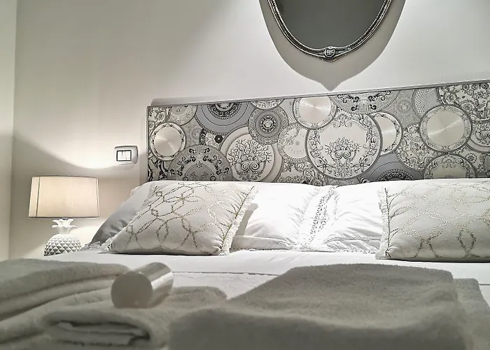 Eccelsoleccese Boutique - Steps From The Historic Center Lecce