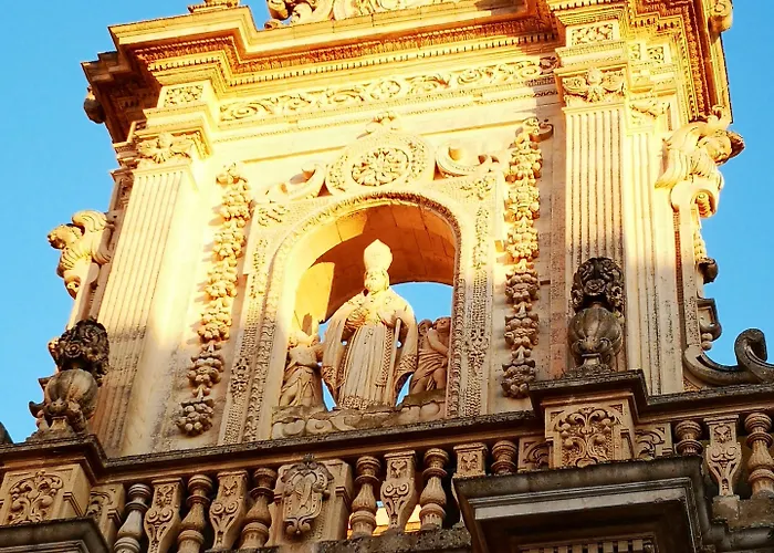 Eccelsoleccese Boutique - Steps From The Historic Center Bed & Breakfast 4*