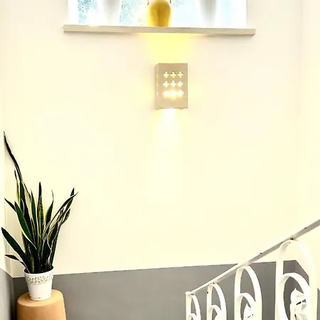 Eccelsoleccese Boutique - Steps From The Historic Center 4*