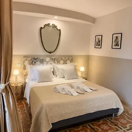 Eccelsoleccese Boutique - Steps From The Historic Center