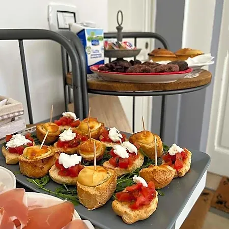 Bed & Breakfast Eccelsoleccese Boutique - Steps From The Historic Center Lecce