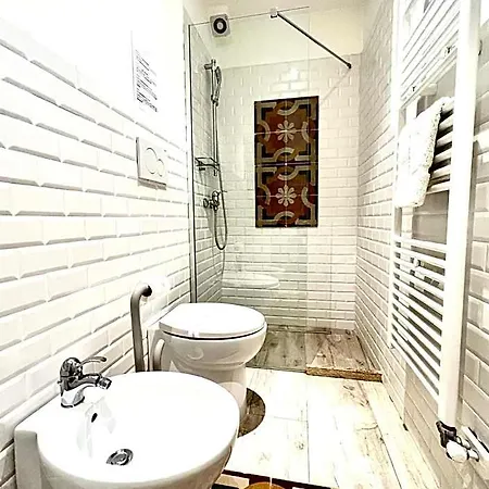 Bed & Breakfast Eccelsoleccese Boutique - Steps From The Historic Center Lecce