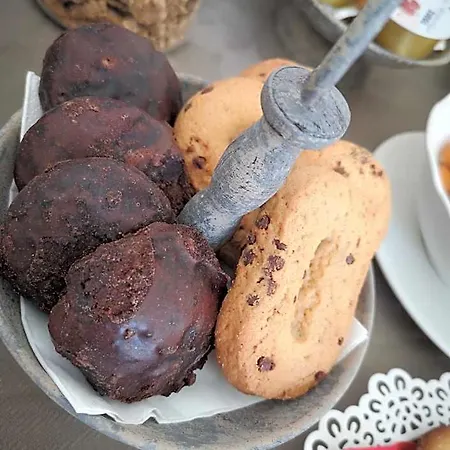 Eccelsoleccese Boutique - Steps From The Historic Center 4*