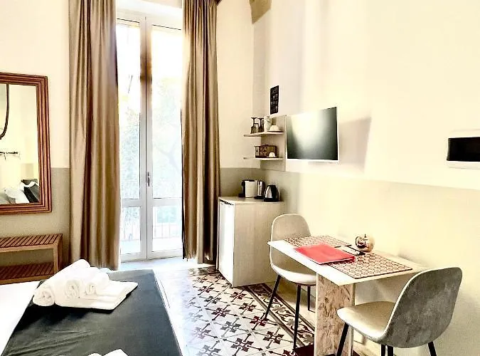 Eccelsoleccese Boutique - Steps From The Historic Center 4* 레체