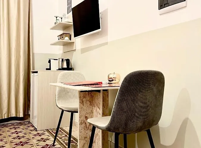 Eccelsoleccese Boutique - Steps From The Historic Center 레체