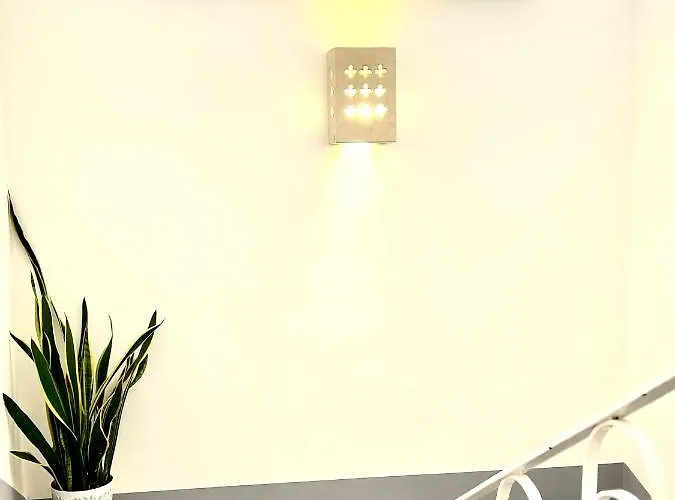 Eccelsoleccese Boutique - Steps From The Historic Center 4*