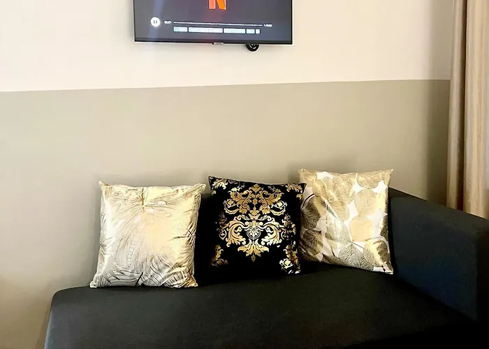 Eccelsoleccese Boutique - Steps From The Historic Center B&B 레체