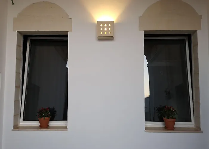 Eccelsoleccese Boutique - Steps From The Historic Center 4* 레체